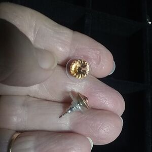 peachy crystal posts